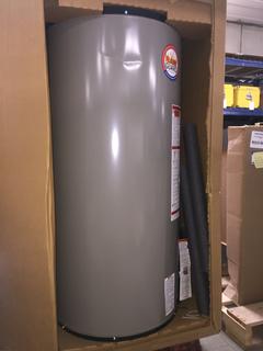 GSW Atmospheric Vent Gas 30-Gallon Water Heater, G94054ON-AV400, Damaged.