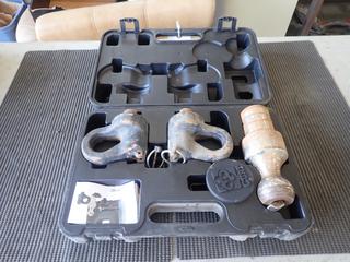 30,000lb Cap. Curt OEM Puck System Gooseneck Ball And Safety Chain Anchor Kit To Fit Chevrolet, Ford, GM And Nissan