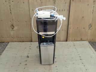 Oasis MIR3110 Water Cooler C/w Flojet BW5000 Bottled Water System