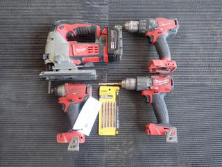 Milwaukee 2645-20 18V Jigsaw C/w (2) Milwaukee Fuel 1/2in 18V Hammer Drill/Driver, Milwaukee Fuel Hex Impact Driver And (1) M18 Battery