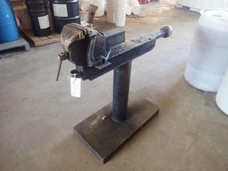 Irwin No 6 Vise C/w Stand