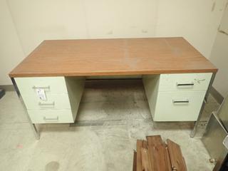 5ft X 30in X 29in 5-Drawer Desk