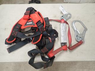 Protecta Model 1360125C 3M Safety Harness w/ Lanyard
