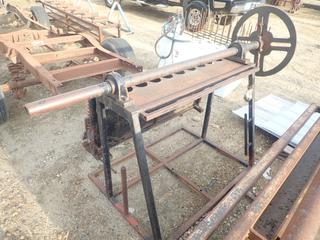 Pipe Spinner C/w 4ft X 22in X 1in Table w/ Vise