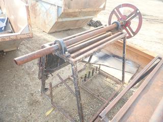 Pipe Spinner C/w 4ft X 22in X 1in Table