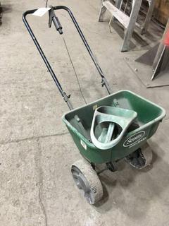 Scotts Speedy Green 1000 Seed/Fertilizer Spreader.