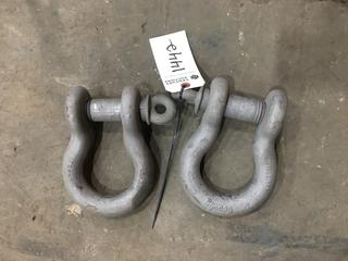 (2)1 1/4" Shackles.