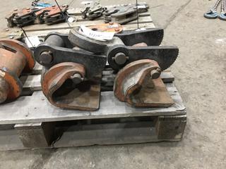 (2) Horizontal 6 ton Plate Lifters.