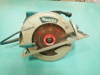 Makita Model 5008MGA 120V 8 1/4in Circular Saw