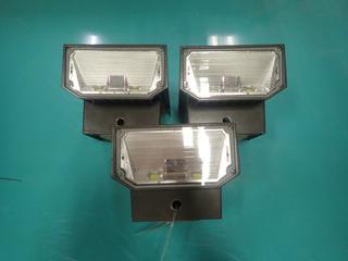 Qty Of (3) Cooper 120/277V-1.5A Dimmable Constant Current LED Driver