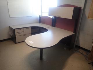 U-Shaped Office Desk C/w Hutch And Contents
