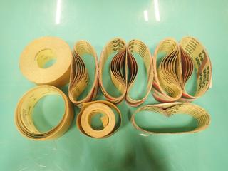 Qty Of 4 X 24 100 KK504X Sand Paper C/w Roll Of 3 1/2in P120 Grit Sand Paper *Note: Length Of Roll Unknown*