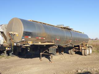 1980 Heil 5000 US Gallon Stainless Steel T/A Tank Trailer c/w 307SS-Non Spec, Single Compartment, Bowie 3 In. Hyd Driven Pump, SN H-38019