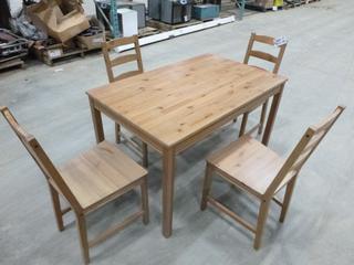 5 PC Dining Room Set, (4) Chairs and (1) Table, Table 46 1/2 In. x 29 In. x 29 In. High