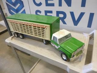 Nylint Live Stock Hauler Truck and Trailer Toy (Upstairs)