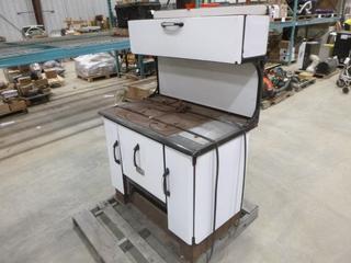 Beaty Bros Limited Royal Albert Antique Wood Burning Stove (L51)