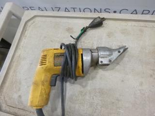 Dewalt 18 Gauge Swivel Head Shear, Model DW890