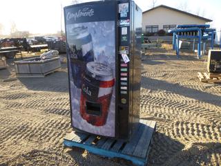 Royal Vendors 8 Selection Can Soda Vending Machine
