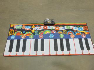 Gigantic Step and Play Piano, Battery Powered, 30 In. x 72 In. (Z)