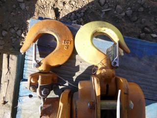 Magnum 1 1/2 Ton Chain Lever Hoist, Grade 80, Chain 7.1 X 21