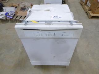 GE Dishwasher Tri-Clean Wash System *Note: Working Condition Unknown*