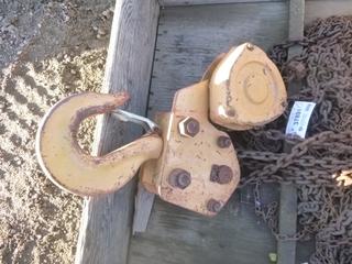 (1) Kito 15 Ton Chain Hoist, Model M3B-251 w/ 2 Hooks, SN 700404