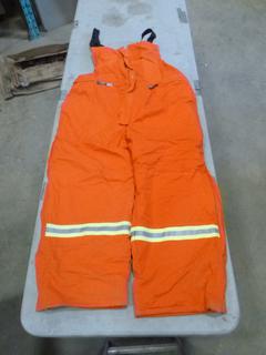 (1) Unused IFR Workwear Work Bib, Flame Resistant, Insulated, Size 3XL (R31)