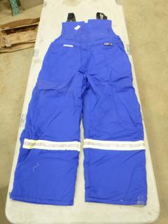 (1) Unused IFR Workwear Work Bib, Flame Resistant, Insulated, Size 2XL (R31)