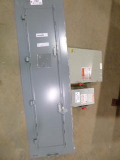 Cutler-Hammer General Duty Safety Switch, 200 A, 240 V, (1) Heavy Duty Safety Switch, (1) Type 1 Enclosure Door, 730 cm (W-3-2)