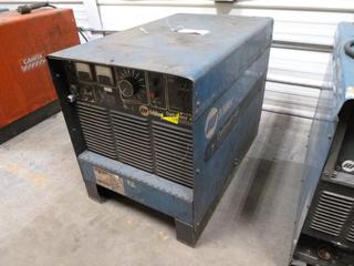 Miller Deltaweld 451 Welder, SN JK658447