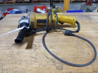 DeWalt 5 In. Angle Grinder, Model DW831