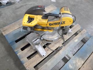 DeWalt DW716 12 In. Double Bevel Compound Meter Saw
