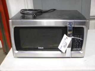 RCA Household Microwave Oven, Model RMW1178
