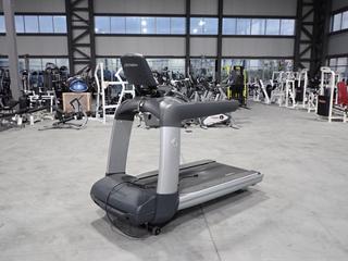 Life Fitness 95T 18.0Amp 120V Treadmill w/ 20A Plugin. SN TET114527 *Note: Missing Control Display, Working Condition Unknown*