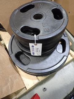 Qty Of (4) 25lb And (2) 45lb Weights *Note: This Item Is Located At 7103 68AVE NW- Location 2*