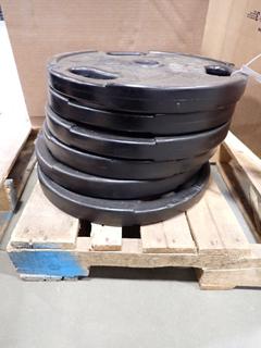 Qty Of (6) 45lb Weight Plates *Note: This Item Is Located At 7103 68AVE NW- Location 2*