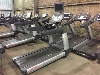 Life Fitness 95T Treadmill. S/N TWT103590