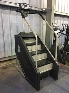 Nautilis Stairmaster 7000PT Stepmill, S/N 20010071231033.