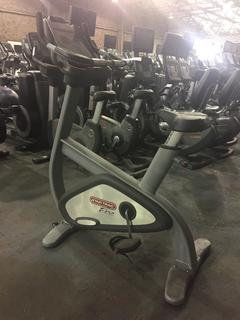 Star Trac Pro 9-6330-SINTPO Upright Bike w/ Dynamic Heart Rate Control. S/N PB70214068.