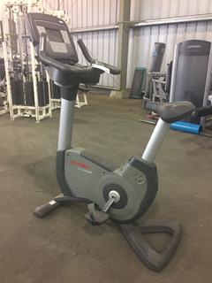 Life Fitness 95c LifeCycle Upright Bike, S/N ALX103862.