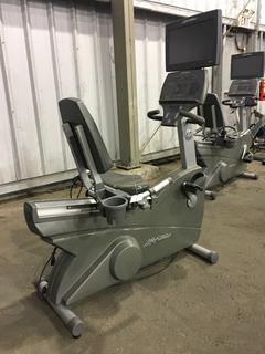 Life Fitness CLSR Integrity Series Recumbent Bike c/w Programmed Workouts. S/N CLR101996.