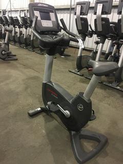 Life Fitness 95C Life Cycle Inspire Upright Bike c/w KOPS Leg Position, Programmed Workouts & Touchscreen Display.  S/N CLV101675.