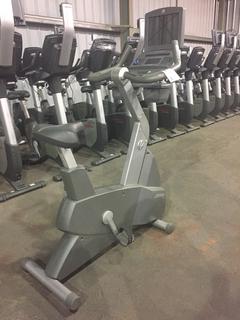 Life Fitness 95ci Life Cycle Inspire Upright Bike w/ KOPS Leg Position & LED Console. S/N Cannot Verify.