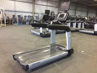 Life Fitness 95T Treadmill, S/N AST111122.