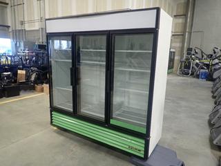 True GDM-72-LD 3/4hp 115V Single Phase 3-Door Refrigerator. SN 8418642. *Note: This Item Is Located At 7103 68AVE NW- Location 2*