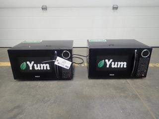 (2) RCA RMW953 900W 120V Microwaves *Note: This Item Is Located At 7103 68AVE NW- Location 2*