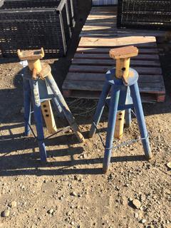 (2) Pipe Stands.