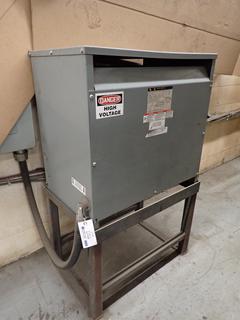 Square D 3-Phase Step Up Transformer, 208-600 V, 75 KVA, Part C75T79H, Includes Stand, *Note: Wiring Not Included, Will Require Disconnect After Auction*