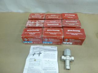 (9) Unused Honeywell Proportional Thermostatic Mixing and Diverting Valves, Model AM101-1, 3/4 In. NPT 70-145F (B-1)