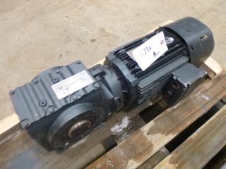 Unused Sew-Eurodrive Motor and Gear Reducer, Duty: S1, 330/575 V, 5.6/3.2 A, 60 Hz, 3.0 HP, 1735 RPM, Part 80.7455677801.0001.17 (Y-1-3)